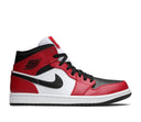 Air Jordan 1 Mid Chicago Toe